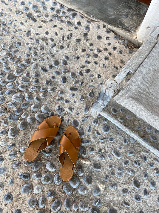 sandale modèle ALMA Traverse nu-pieds