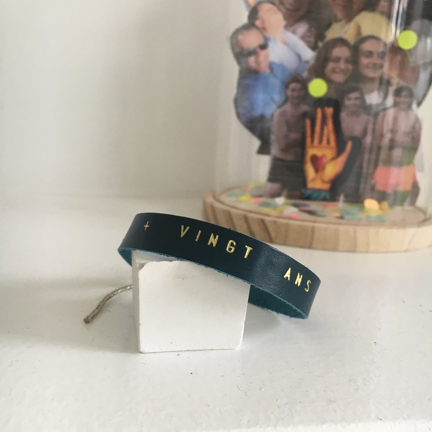 bracelet message