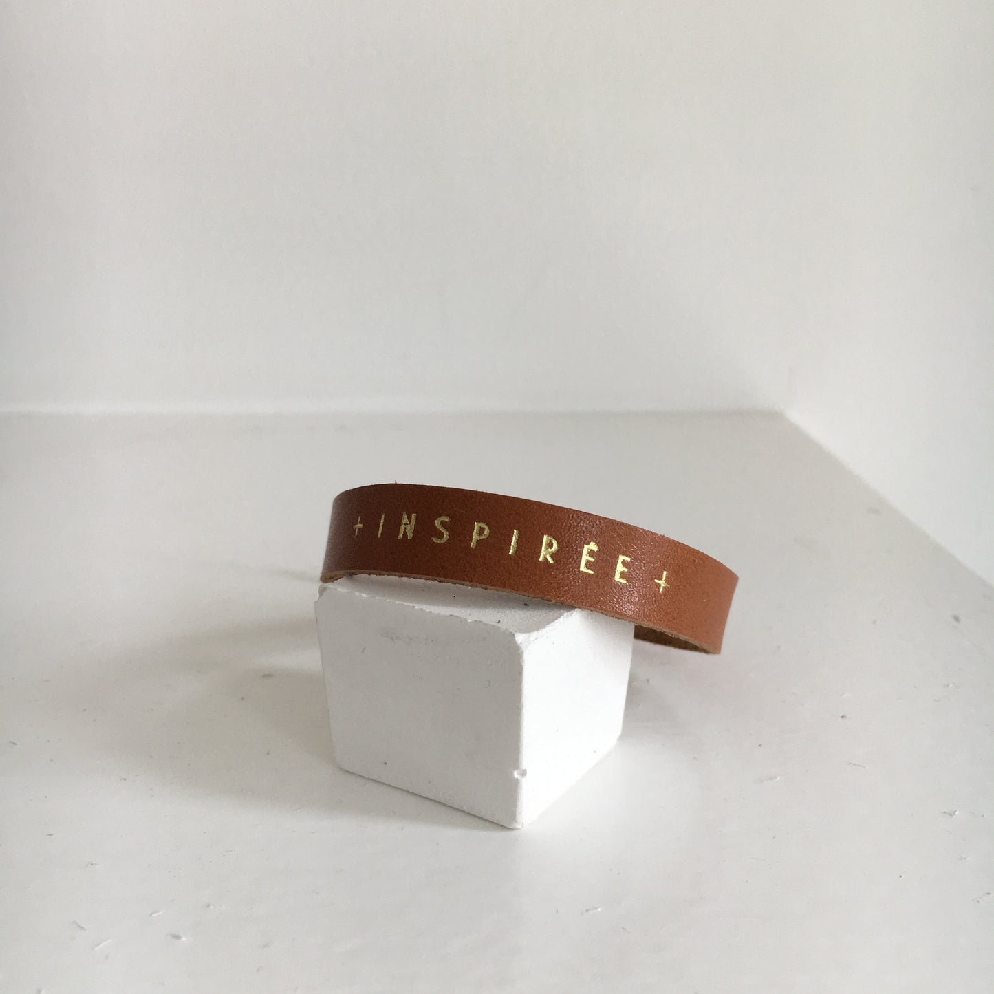 bracelet message