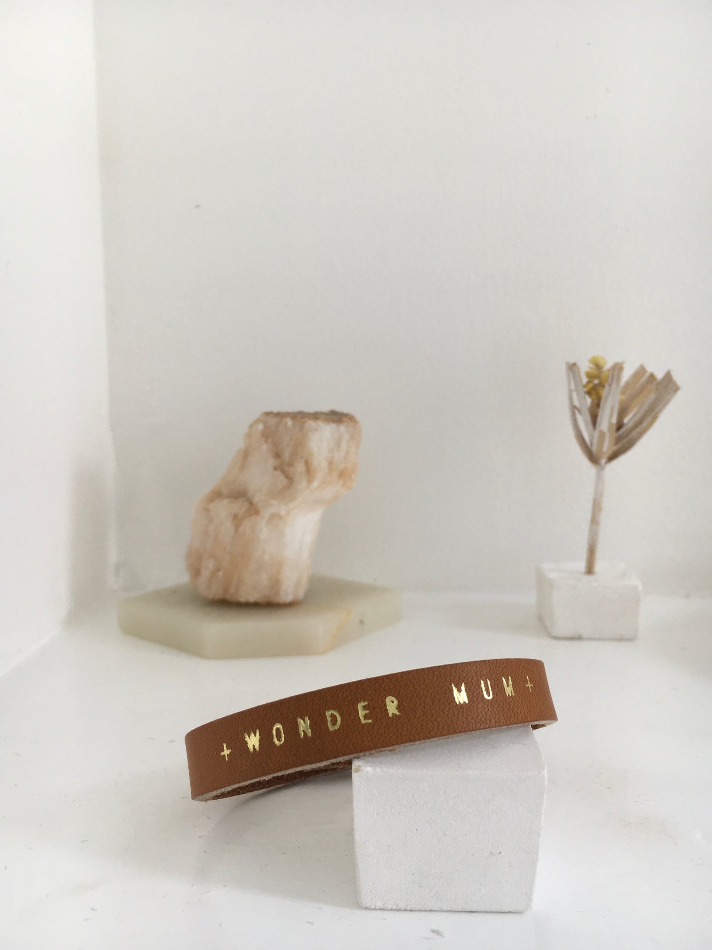 bracelet message