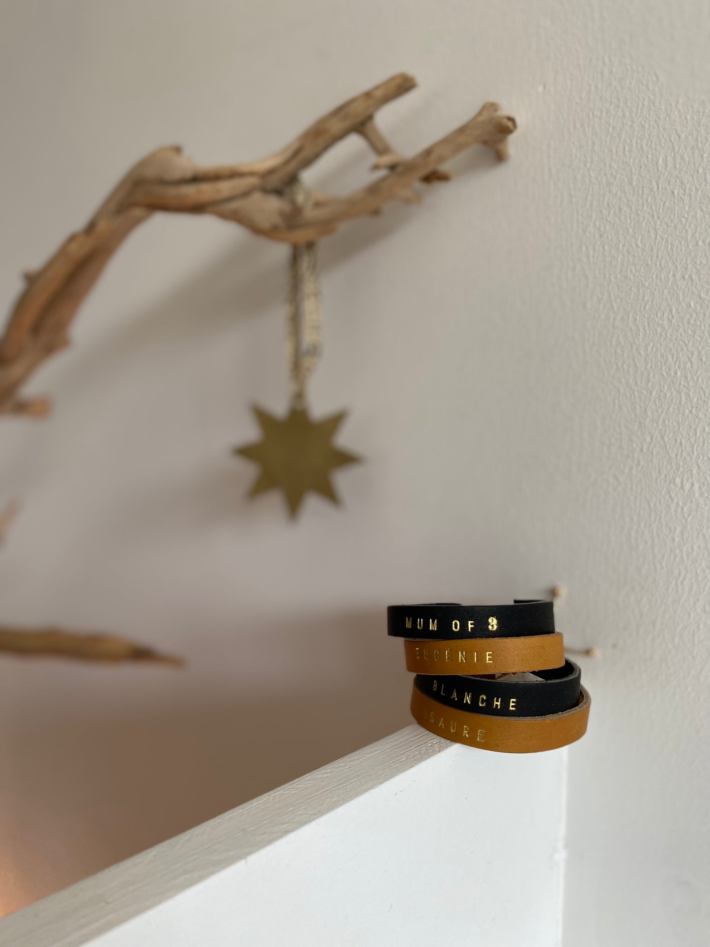 bracelet message