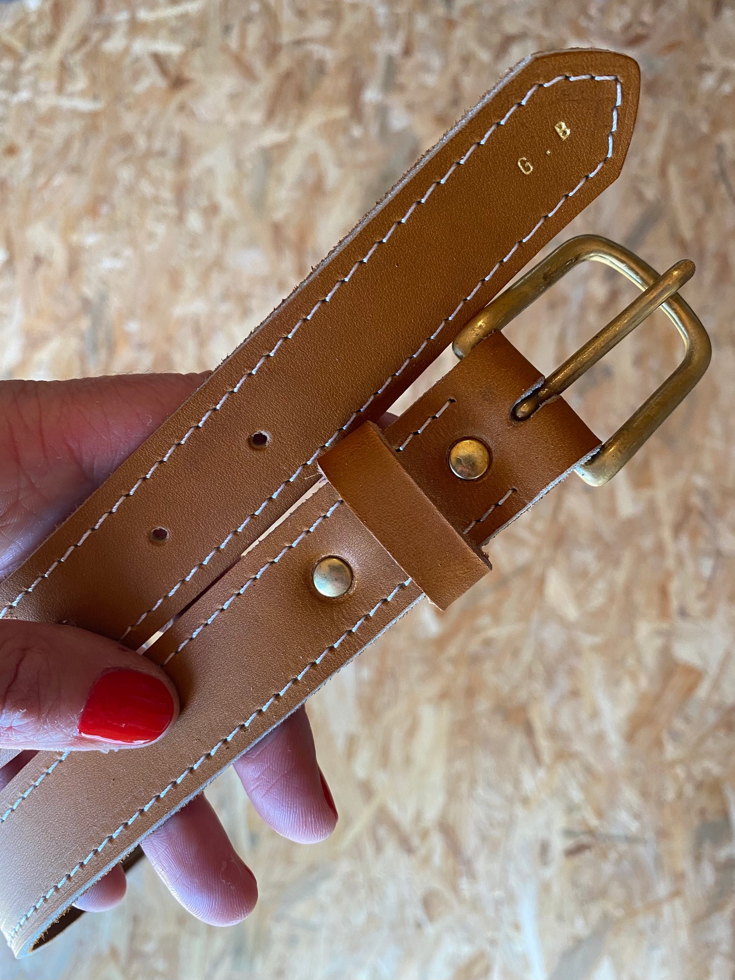 cuir français maison luxe surpiqure finition soignée